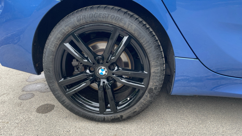 BMW 2 Series 225xe M Sport Premium 5dr Auto Hatchback
